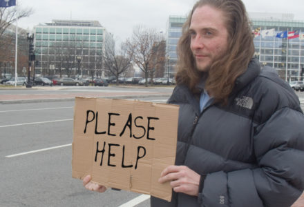 8 WAYS TO HELP THE HOMELESS
