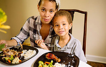 12,000 Meals by #GivingTuesday